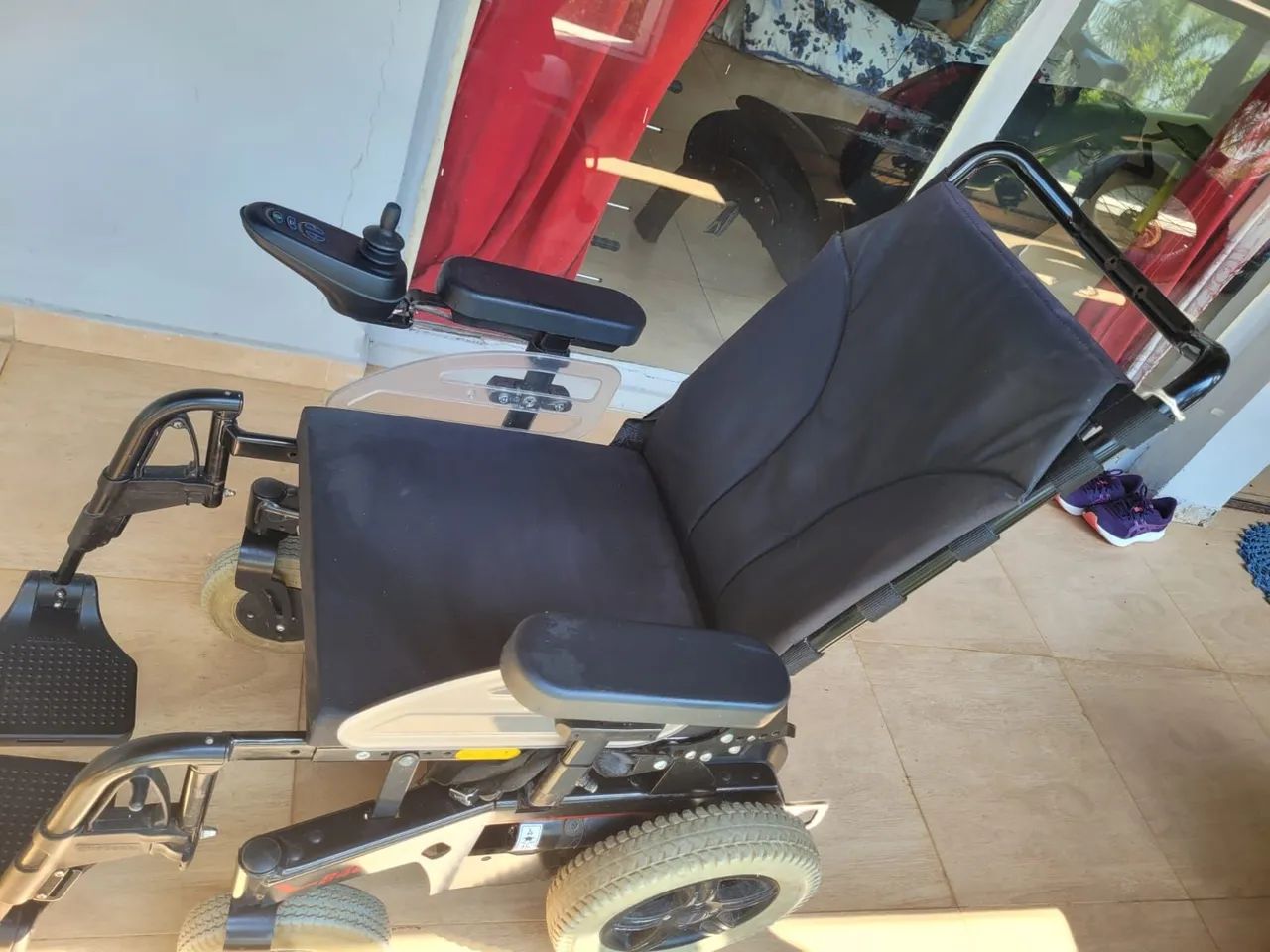 Cadeira de rodas eletrica b400 ottobock. - Foto 3