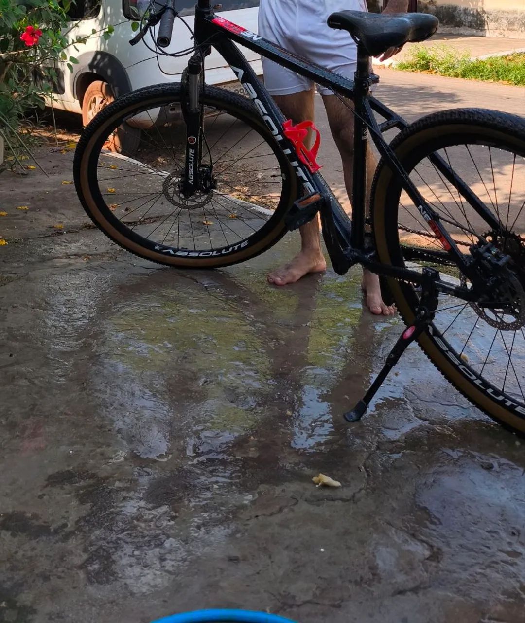 Vendo bicicleta ABSOLUTE, muito conservada 