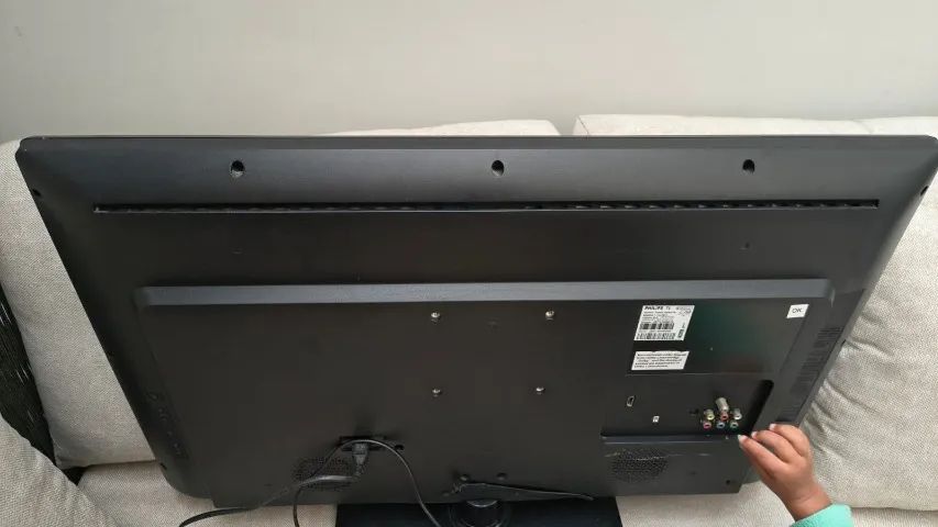 TV PHILIPS 32 POLEGADAS SEM DEFEITOS | NAO É  SMART - Foto 2