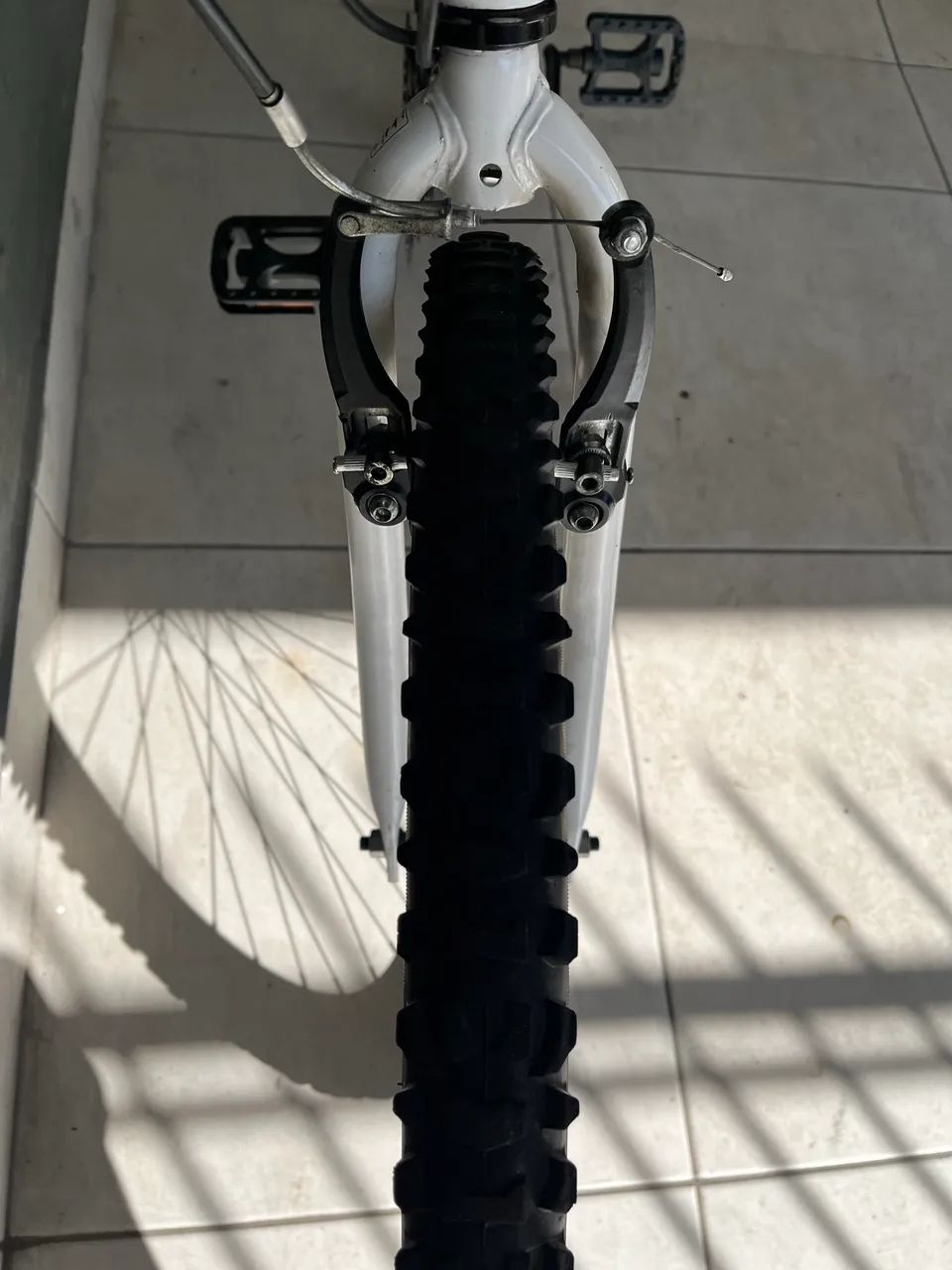 Vendo Bicicleta Aro 26 Semi Nova!! - Foto 5
