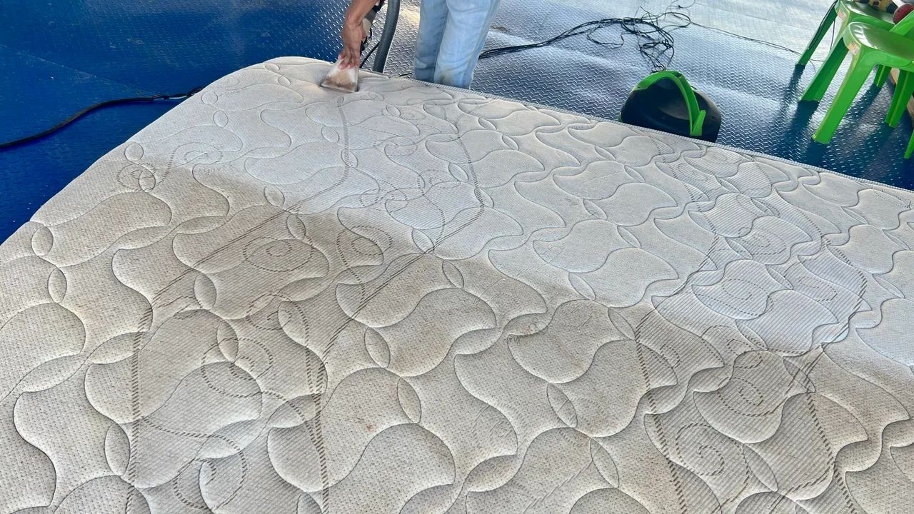 Limpeza Higienização em Colchão  - Foto 3