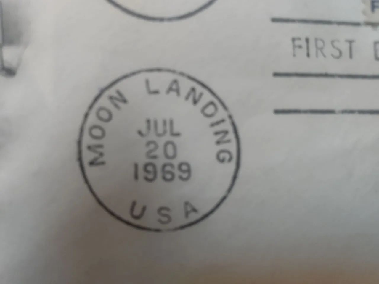 Selo com envelope 1* homem na lua - Foto 2