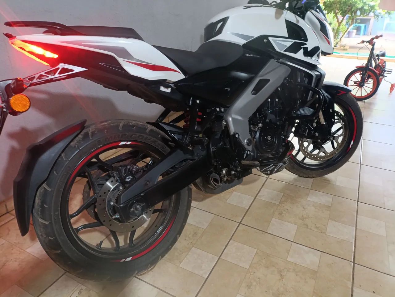 Moto muito nova  - Foto 3