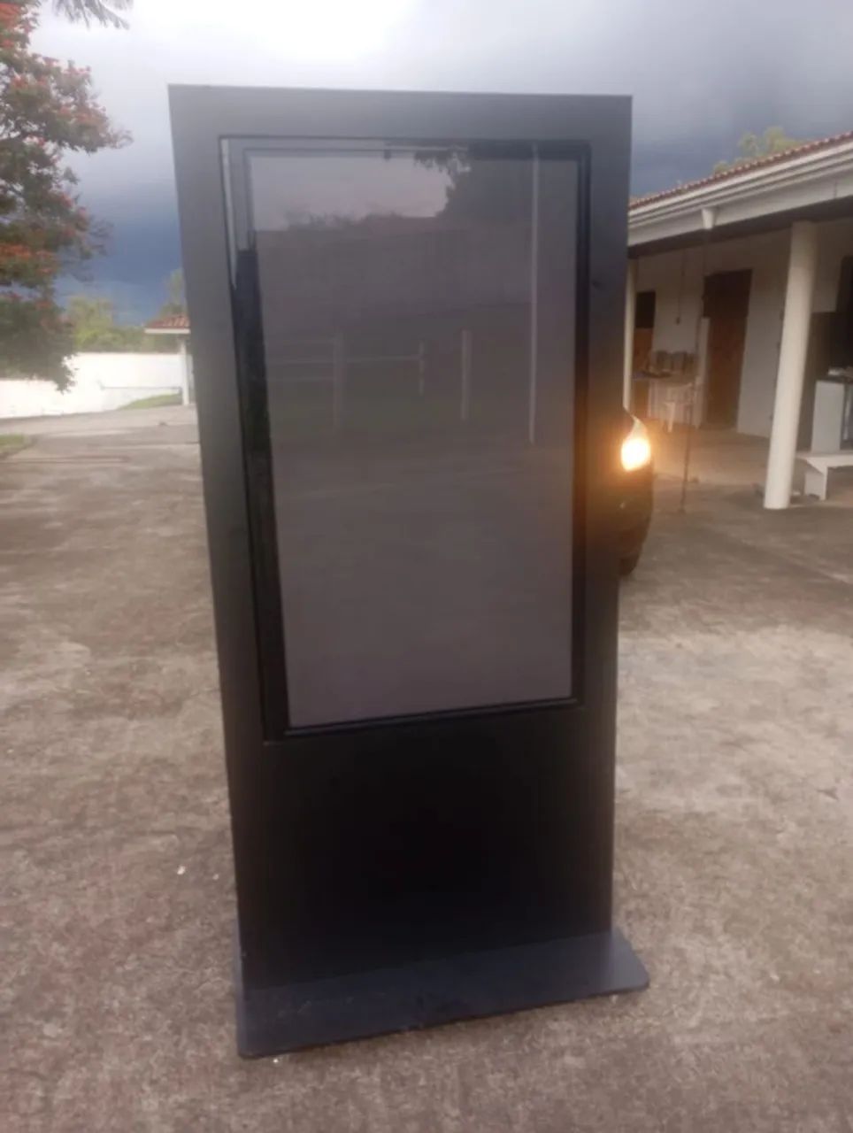 Totem tv 50 lg polegadas