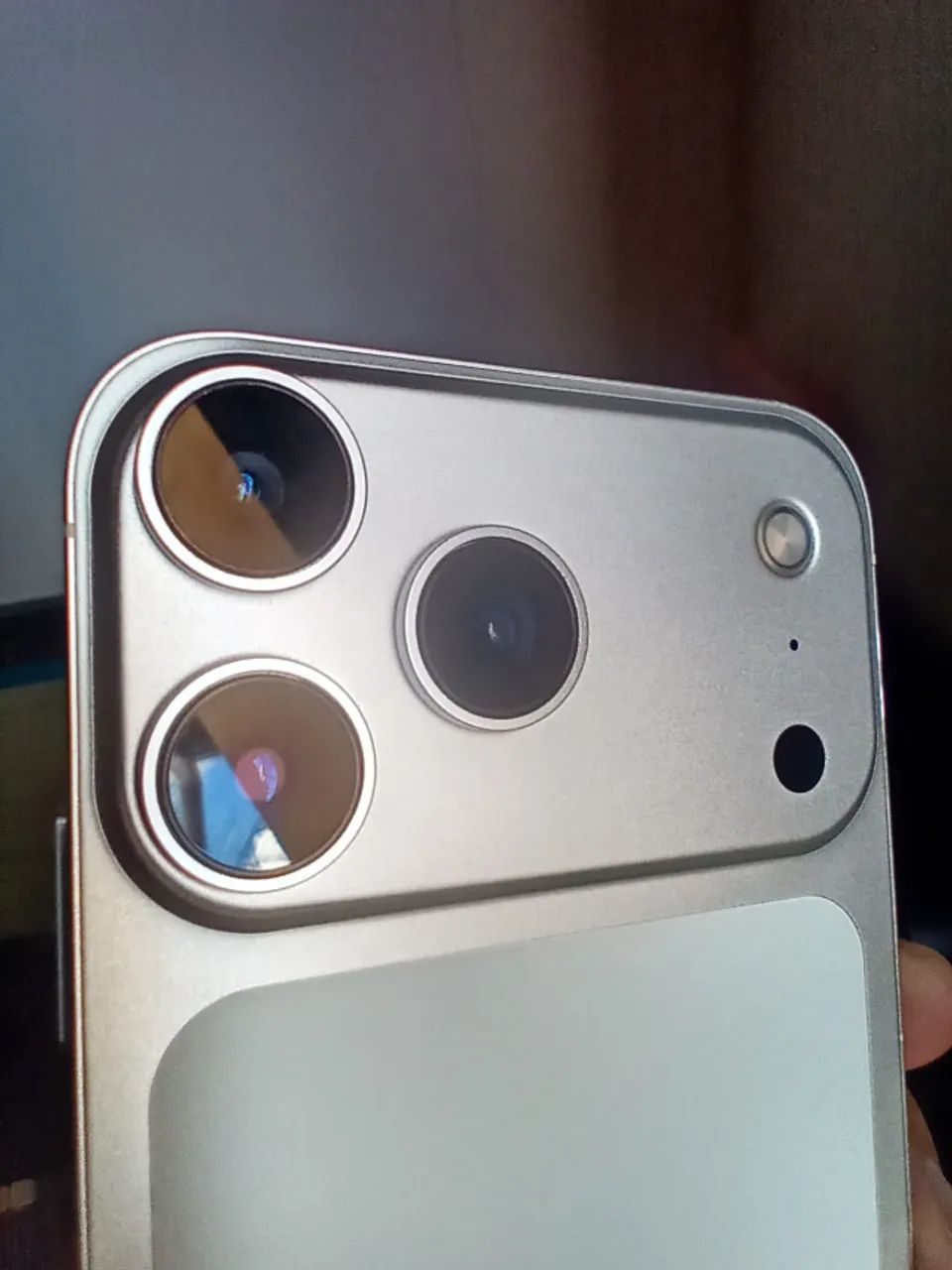 iPhone XR modificado para o iPhone 17 pro