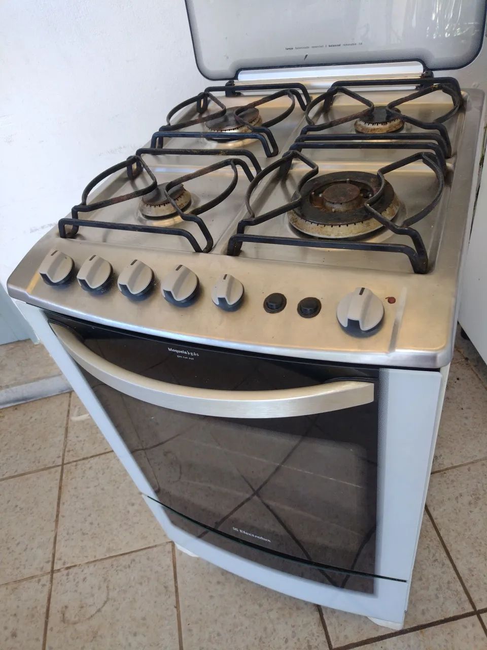 FOGÃO ELECTROLUX COM TRIPLA CHAMA
