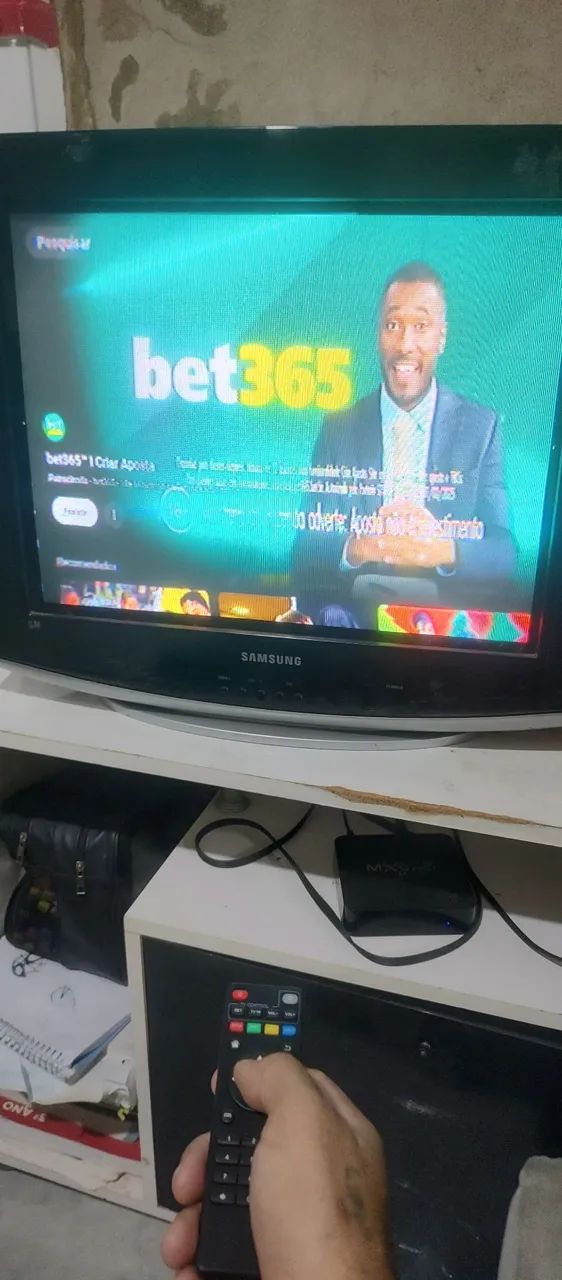 Tv Samsung slim - Foto 2