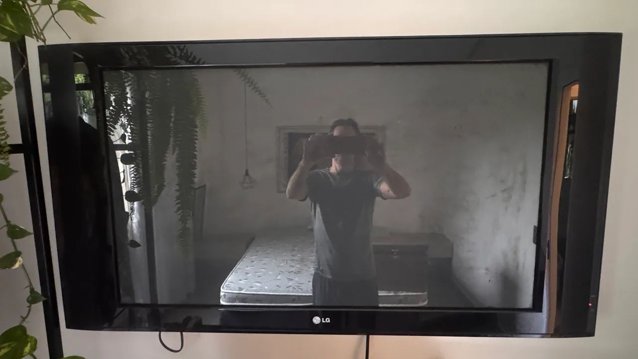 TV LG Plasma Grande - Funcionando