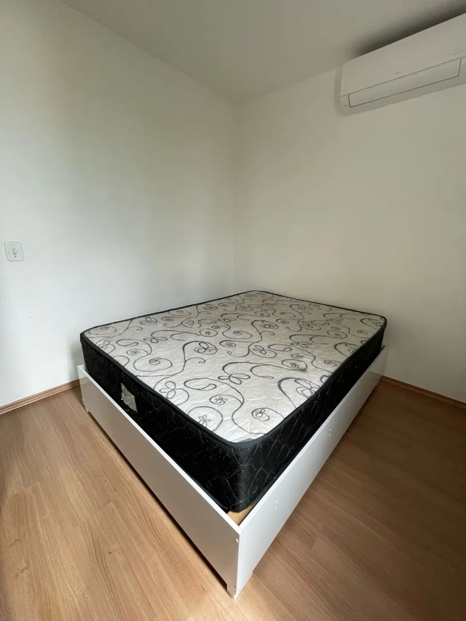 Base cama casal branca mdf