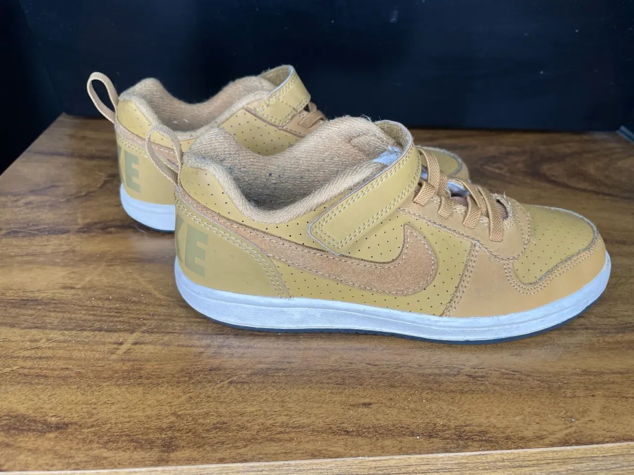 Tênis infantil Nike Court Borough low número 31 - Foto 2