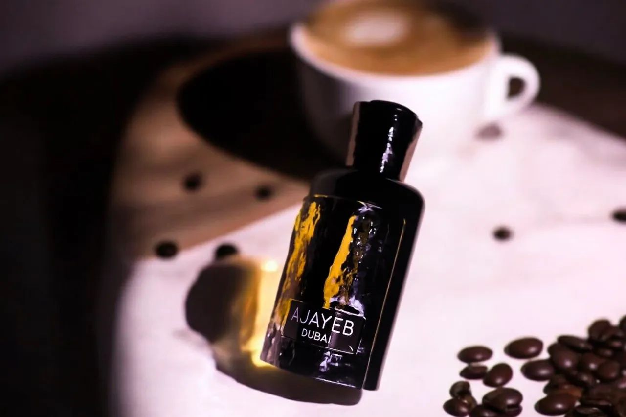 Perfume Lattafa Ajayeb Dubai - Foto 4