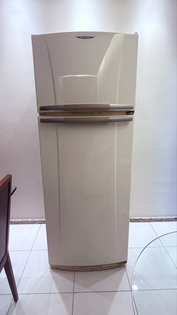 Vendo geladeira Brastemp  - Foto 2