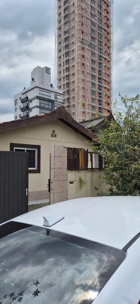 Alugo casa em Pereque  - Foto 2