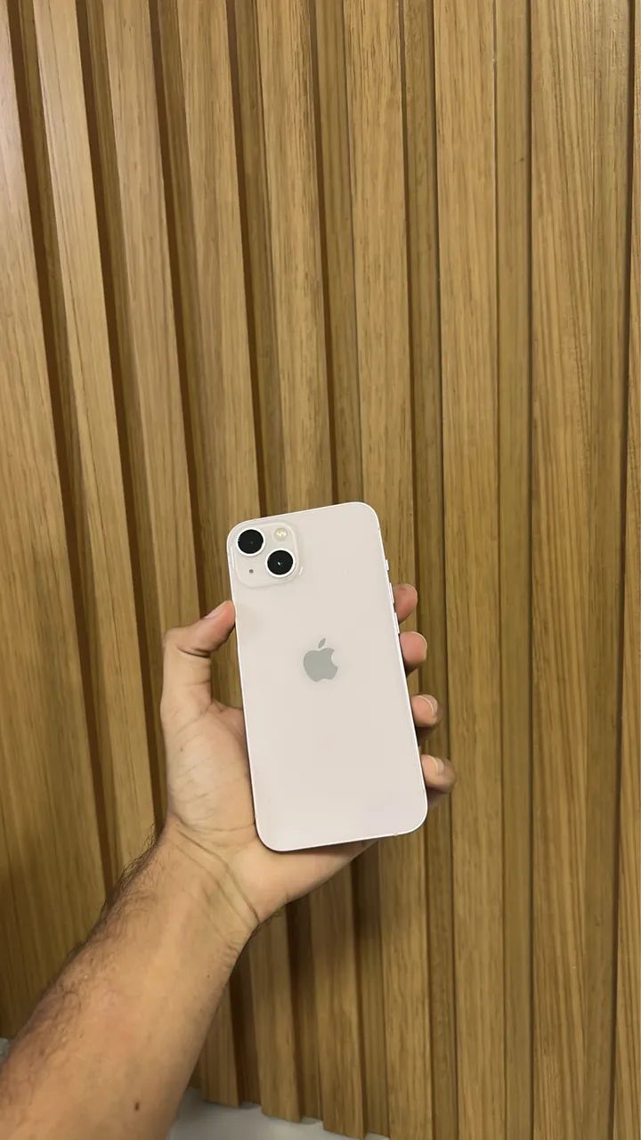 iPhone 13