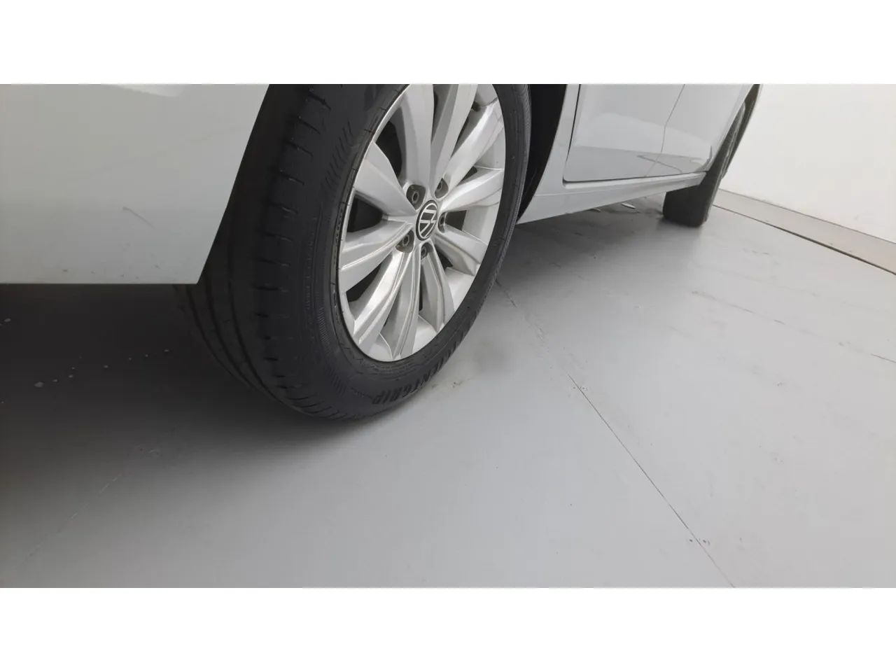 Volkswagen Virtus TSI 1.0 Flex 12V 4p Aut., foto 14 de 18