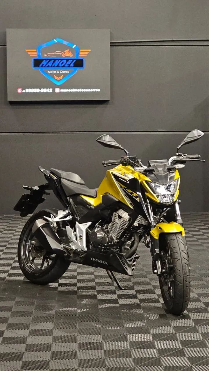CB 300F Twister Flex 2023 Dourada - Foto 3