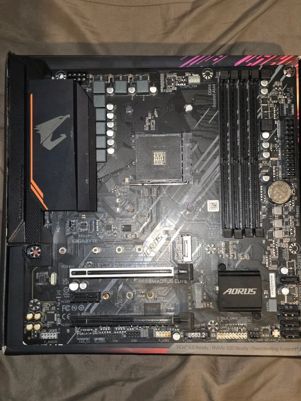 Placa mãe B550m aorus elite  - Foto 2