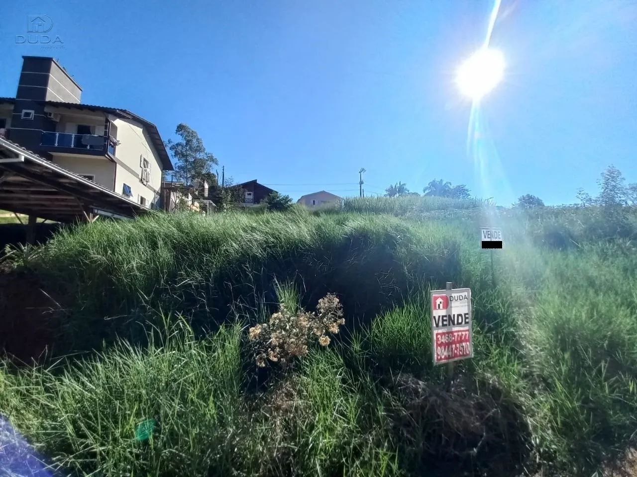 TERRENO À VENDA
