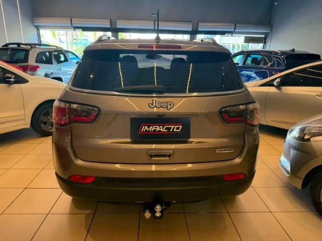 Jeep Compass Longitude 2.0 4X2 Flex 16V Aut. 2017 - Foto 4