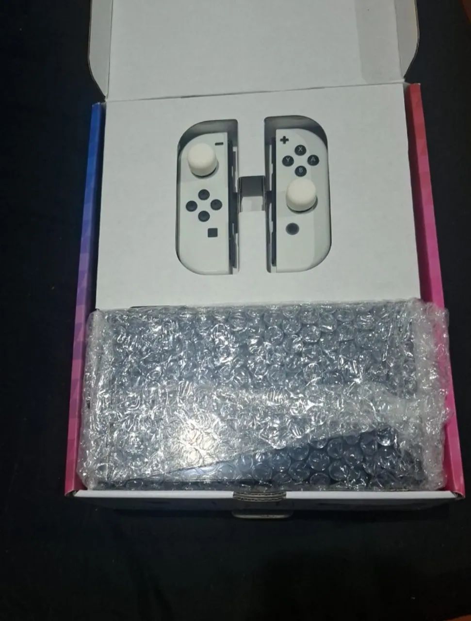 Console Nintendo Switch Oled Branco 64GB  - Foto 2