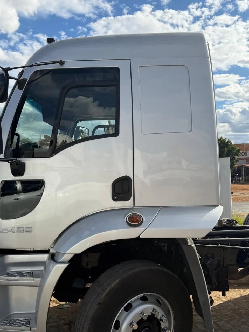 Caminhão Ford Cargo 2429 - Foto 5