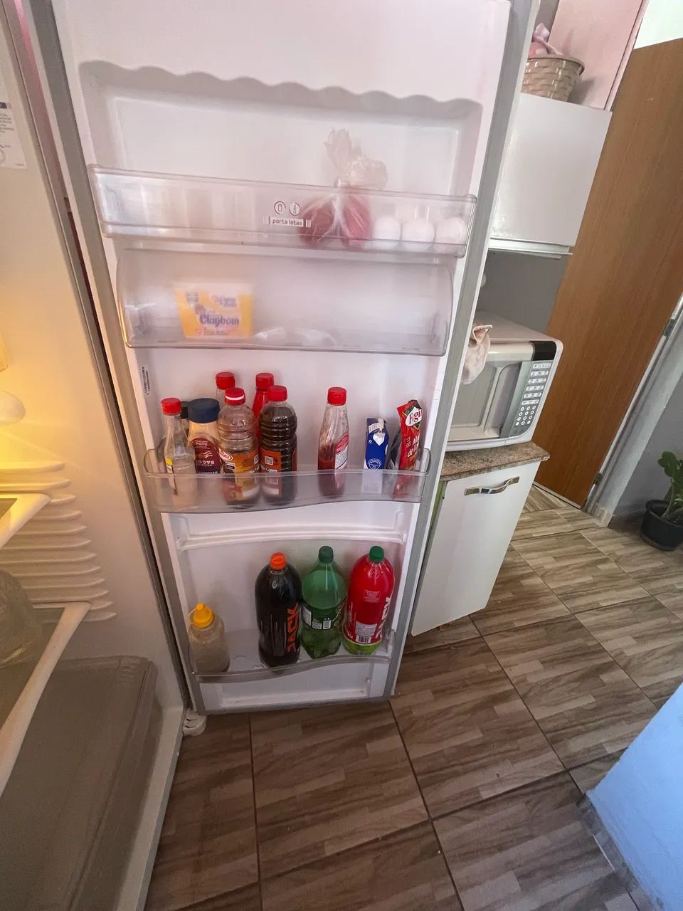Vende uma geladeira  - Foto 2