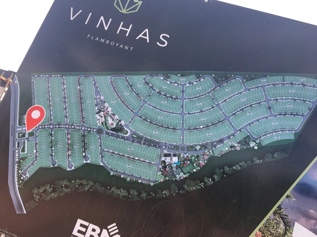 Lote no condomínio Vinhas Flanboyant 