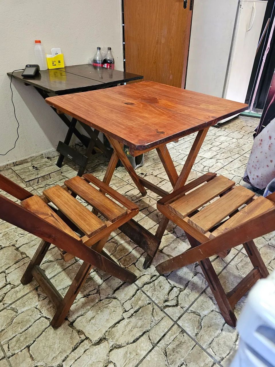 Jogo de mesa 4 lugares 