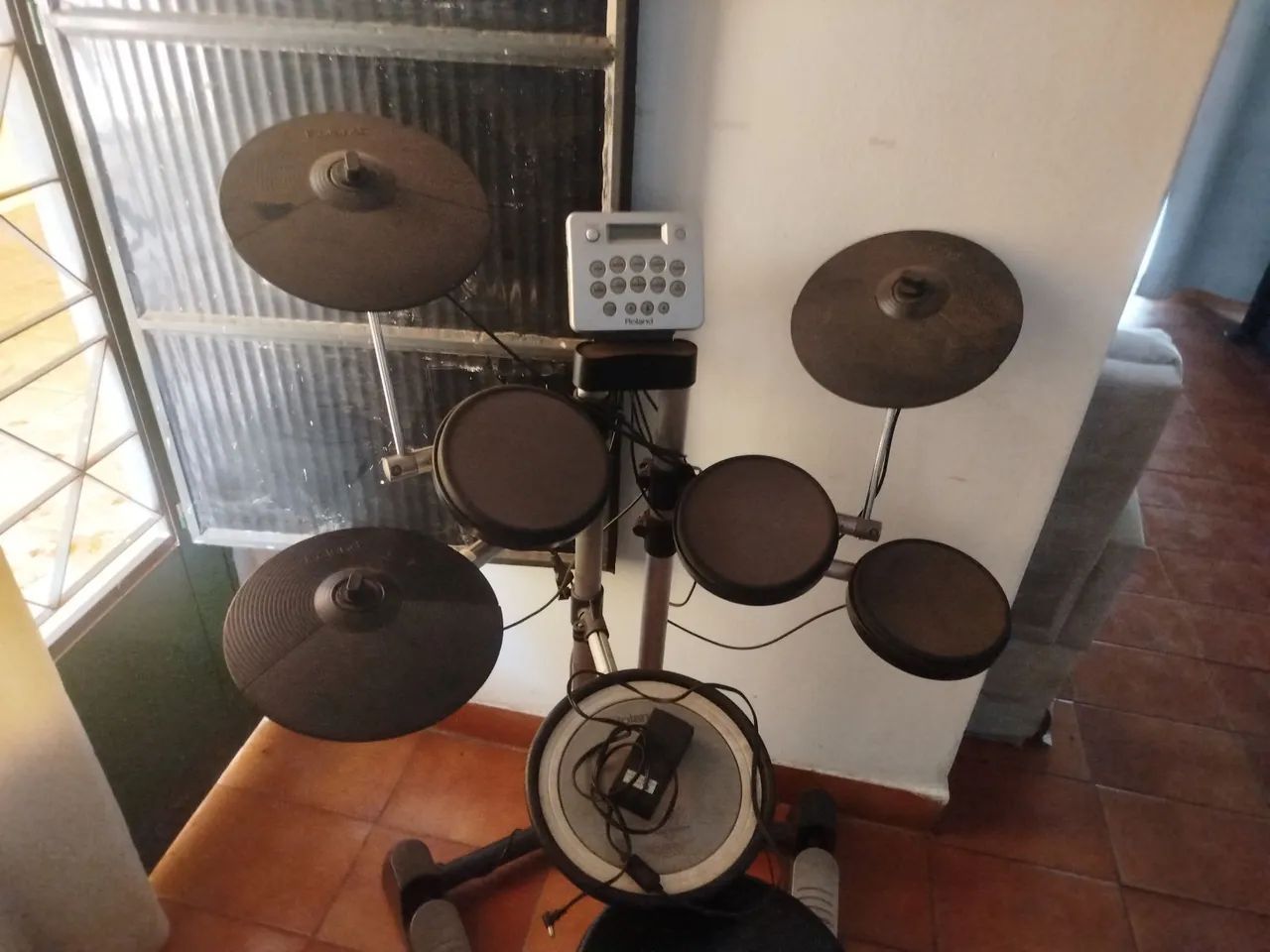 Bateria eletrônica Roland 
