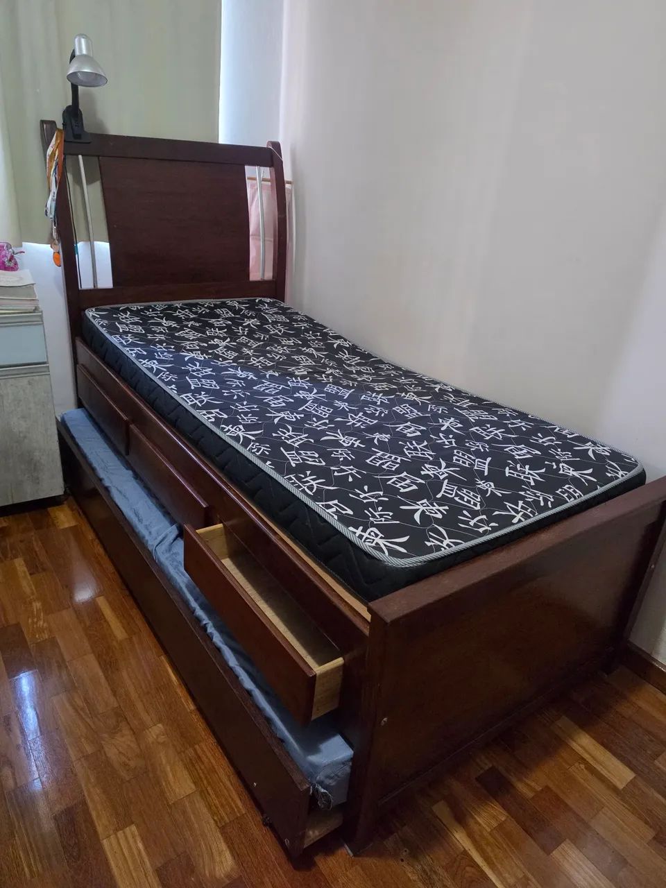 Cama solteiro madeira maciça 