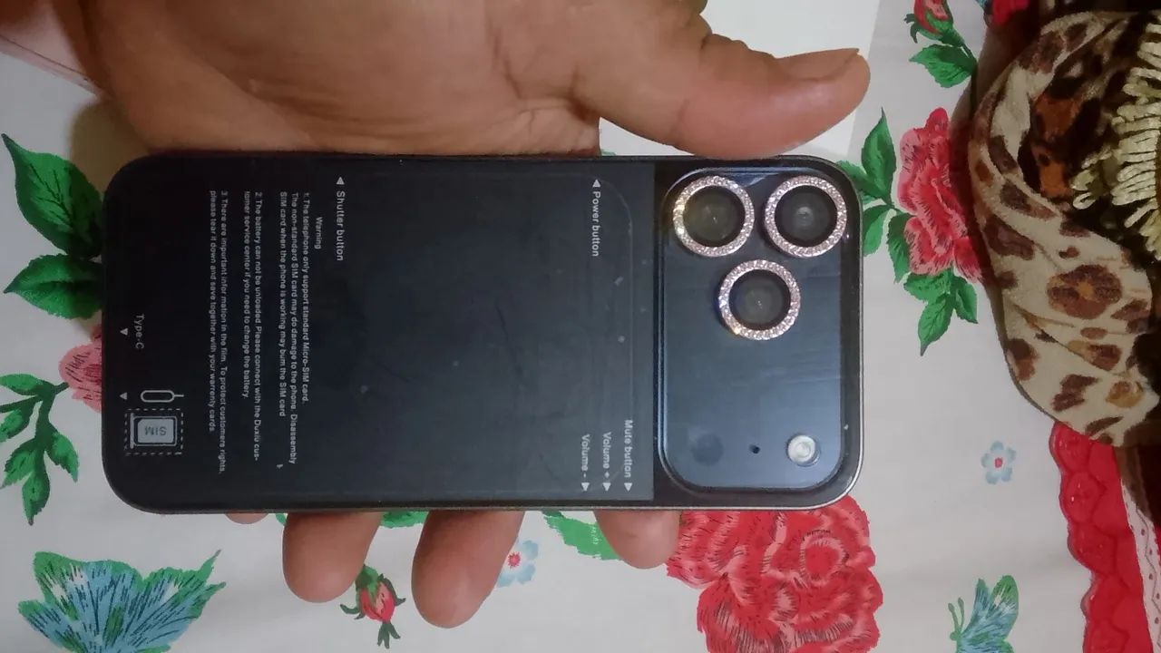Vendo  iPhone 17 pro com sistema Android  - Foto 5