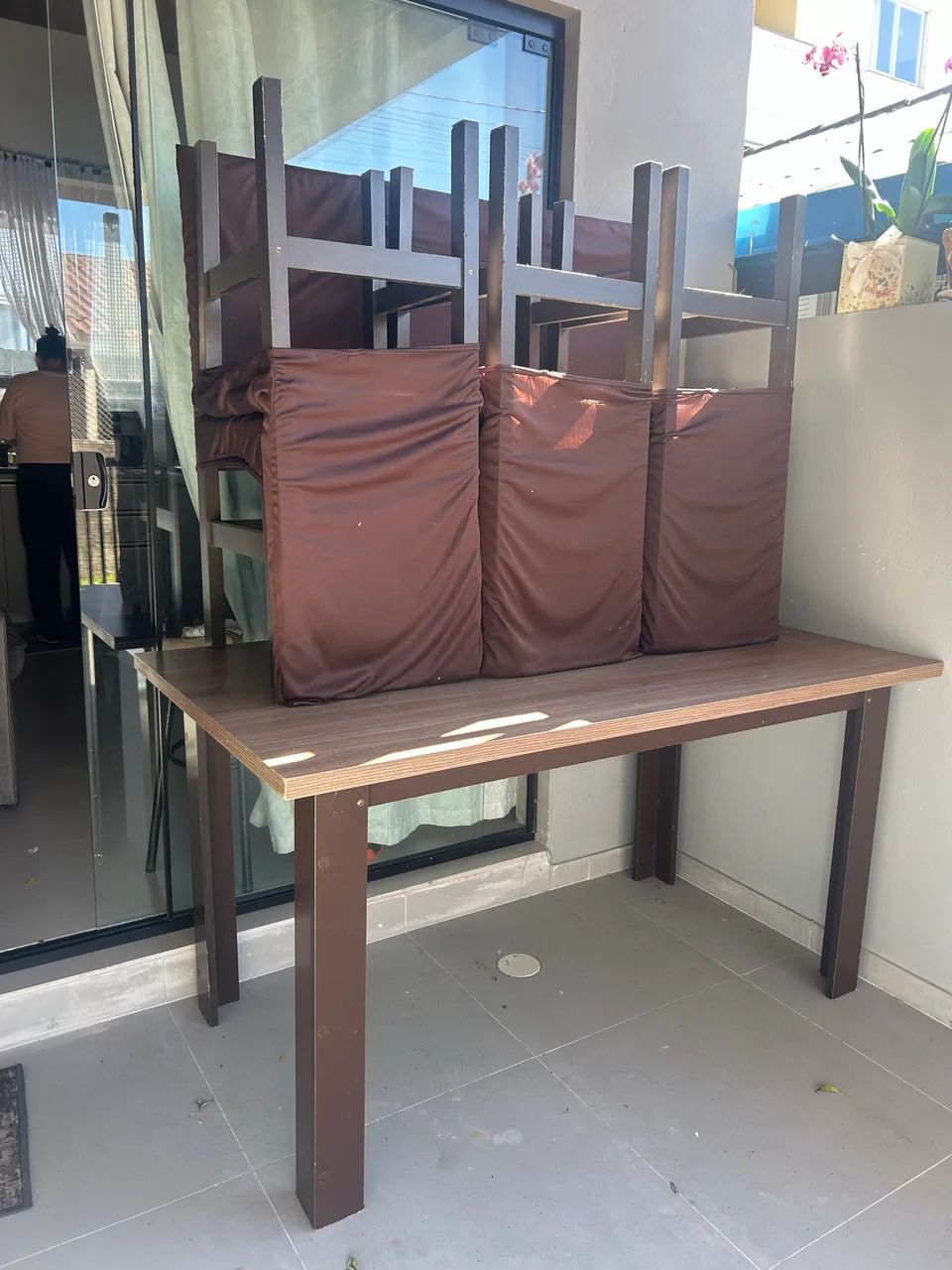 Mesa de 6 lugares  - Foto 2