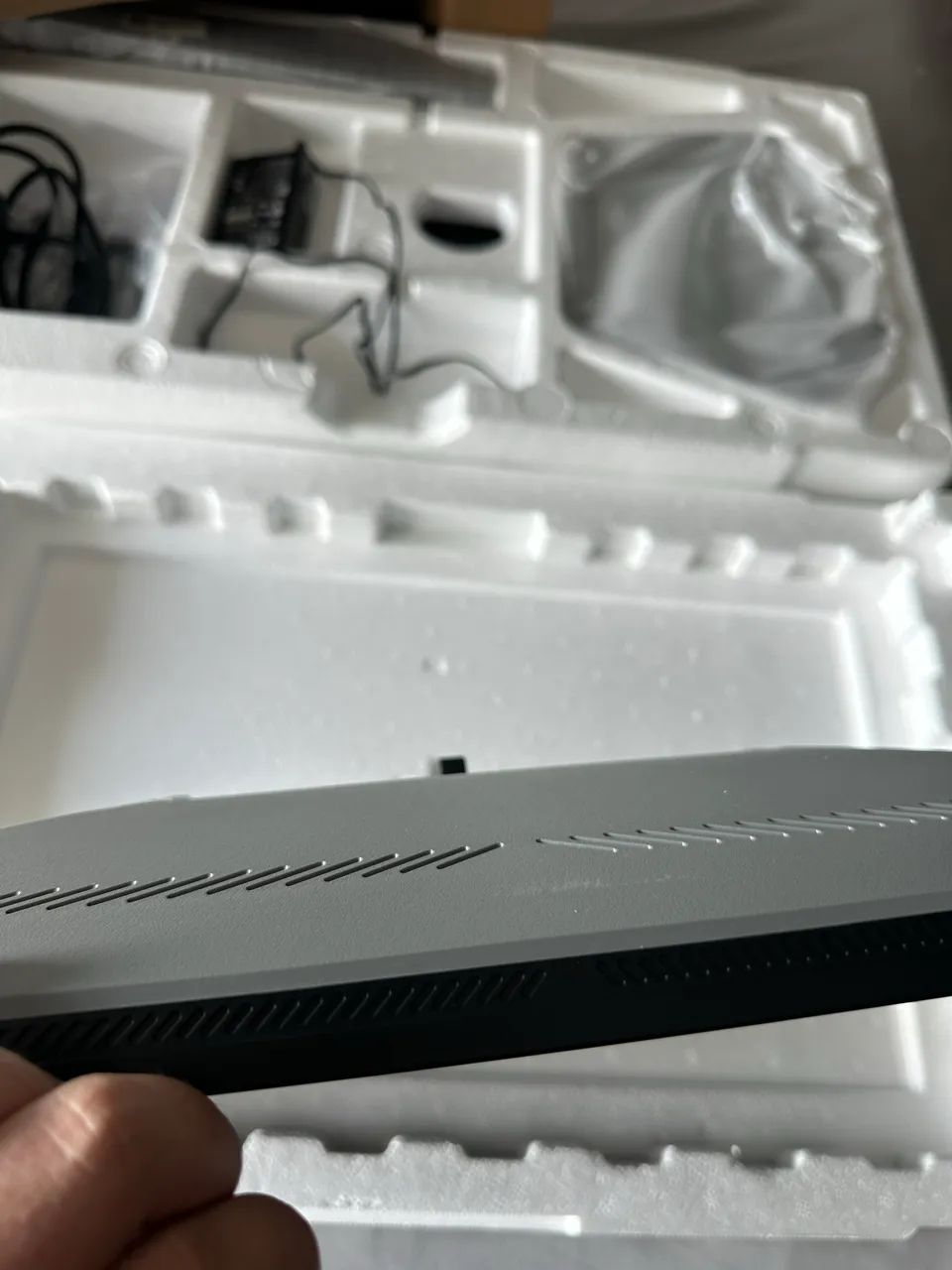Monitor gamer TCL Mini led 300hz Open Box - Foto 2