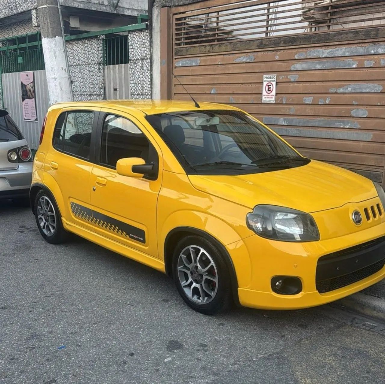 Fiat Uno Sporting 1.4 EVO Fire Flex 8V 4P 2013 - Foto 4