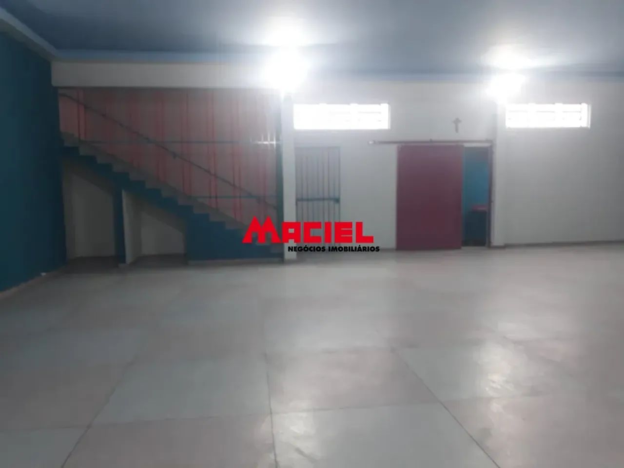 Prédio comercial, todo equipado e mobiliado para buffet, com brinquedos infláveis, etc - Foto 2