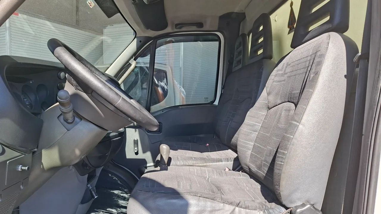 Iveco 35s14 2012 - Foto 4