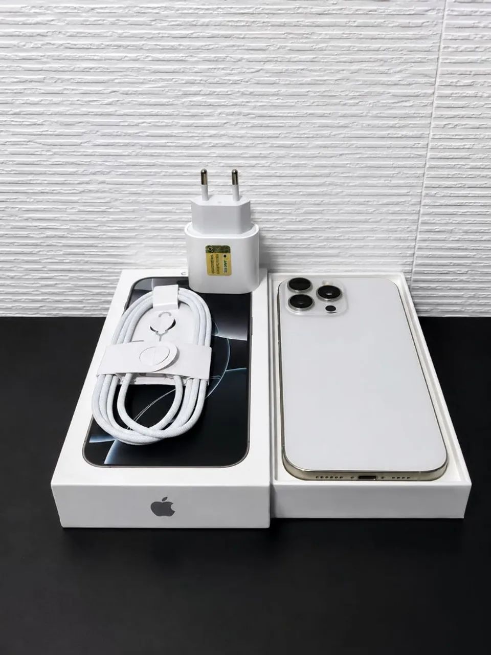 iPhone 16 promax 256g completo impecável 