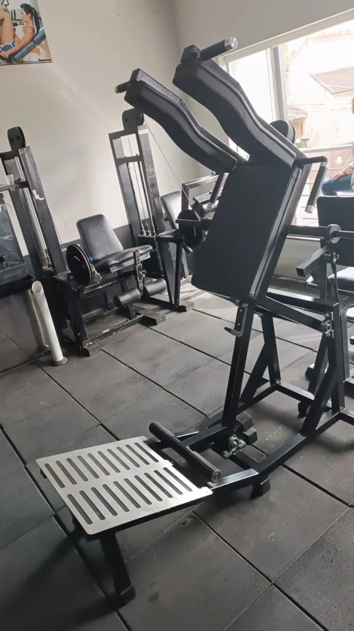 Hack Squat Profissional  - Foto 4