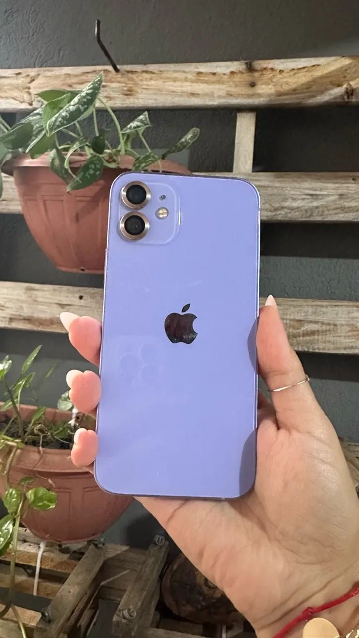 Vendo iPhone 12 128gb lilás 
