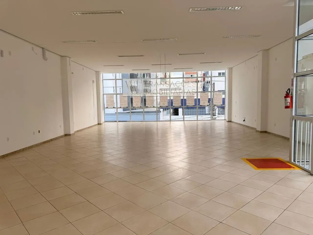 Loja para aluguel com 682 metros quadrados em Centro - Palhoça - SC - Foto 2
