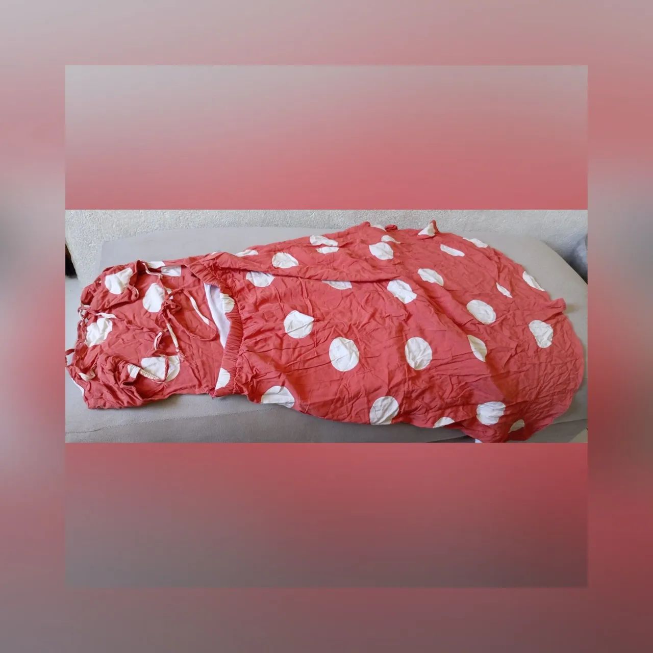 Lote de roupas femininas sortidas  boa marca - Foto 4