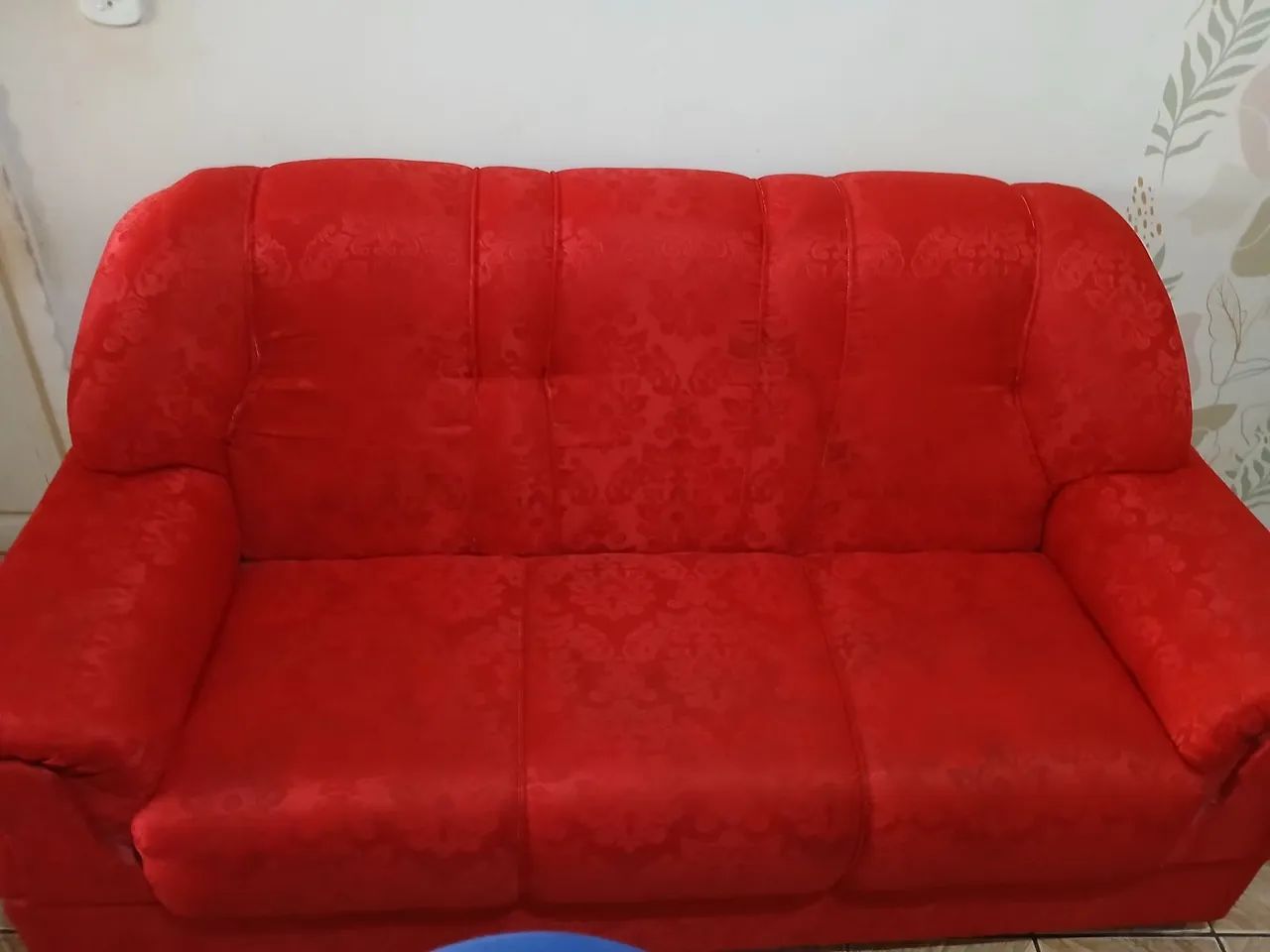 Sofá  3 lugares só R$ 600,00 - Foto 2