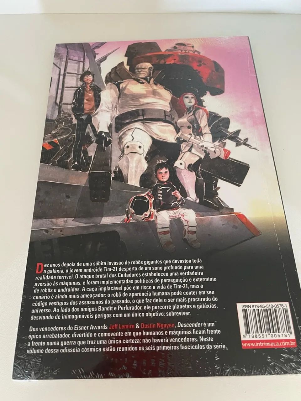 Descender - Jeff Lemire - Foto 2