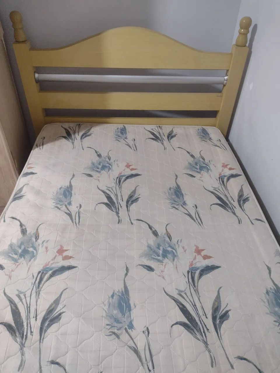 Cama de casal + colchão  - Foto 3