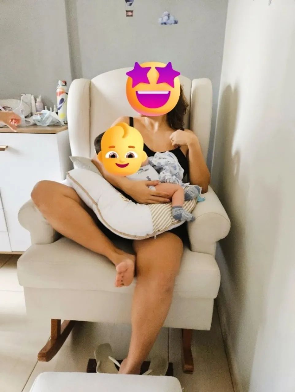 Poltrona de Amamentação e Balanço com Puff - MARJON - Foto 4