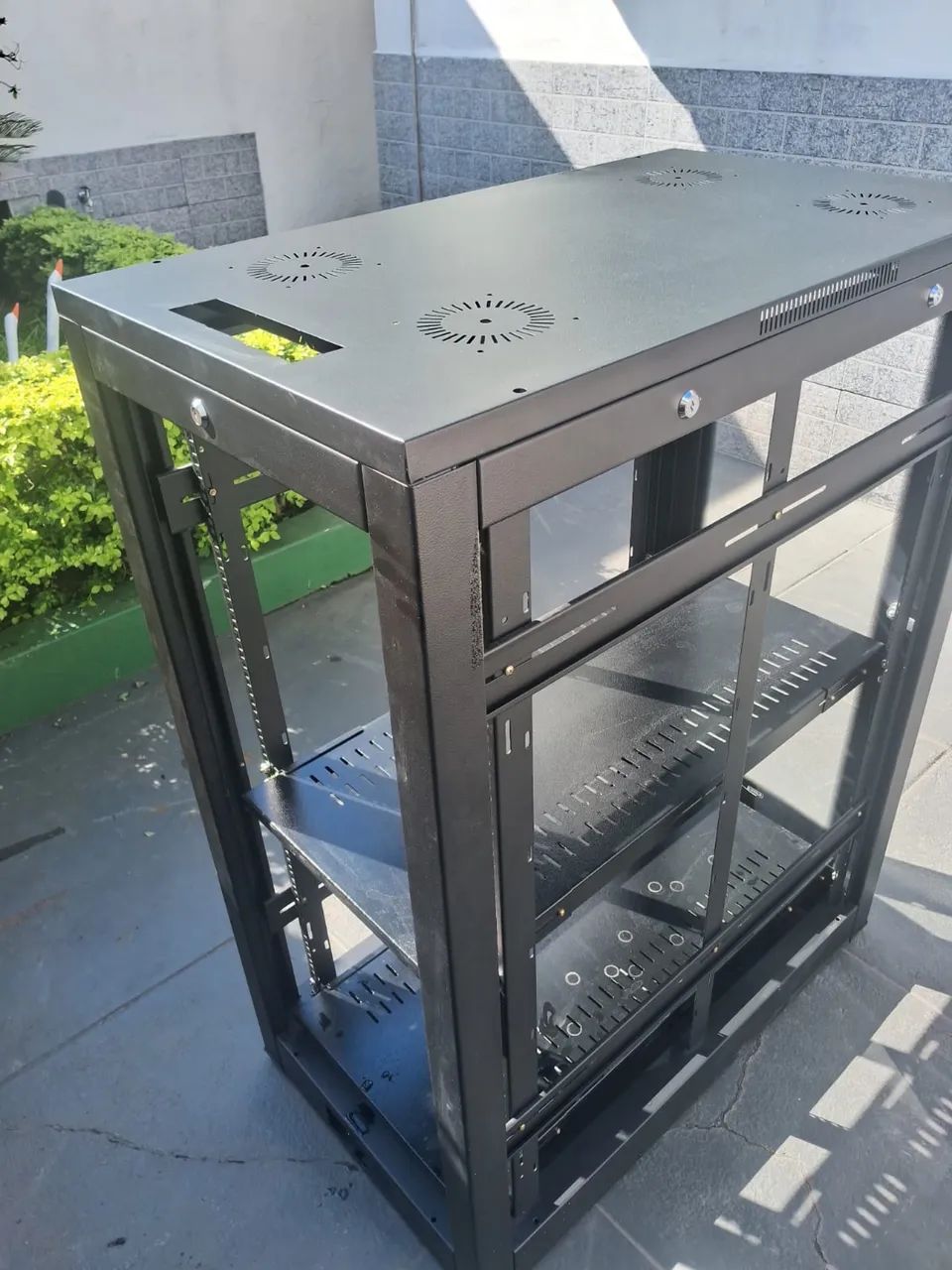 Rack de Servidor de Piso com Porta de Vidro - Excelente Estado - Foto 5
