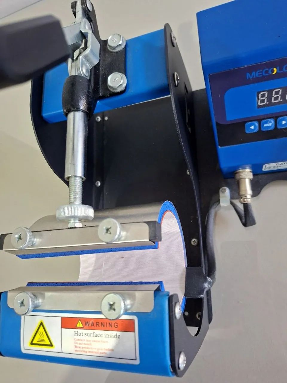 Vendo Prensa Térmica para Sublimação de Canecas  - Foto 4