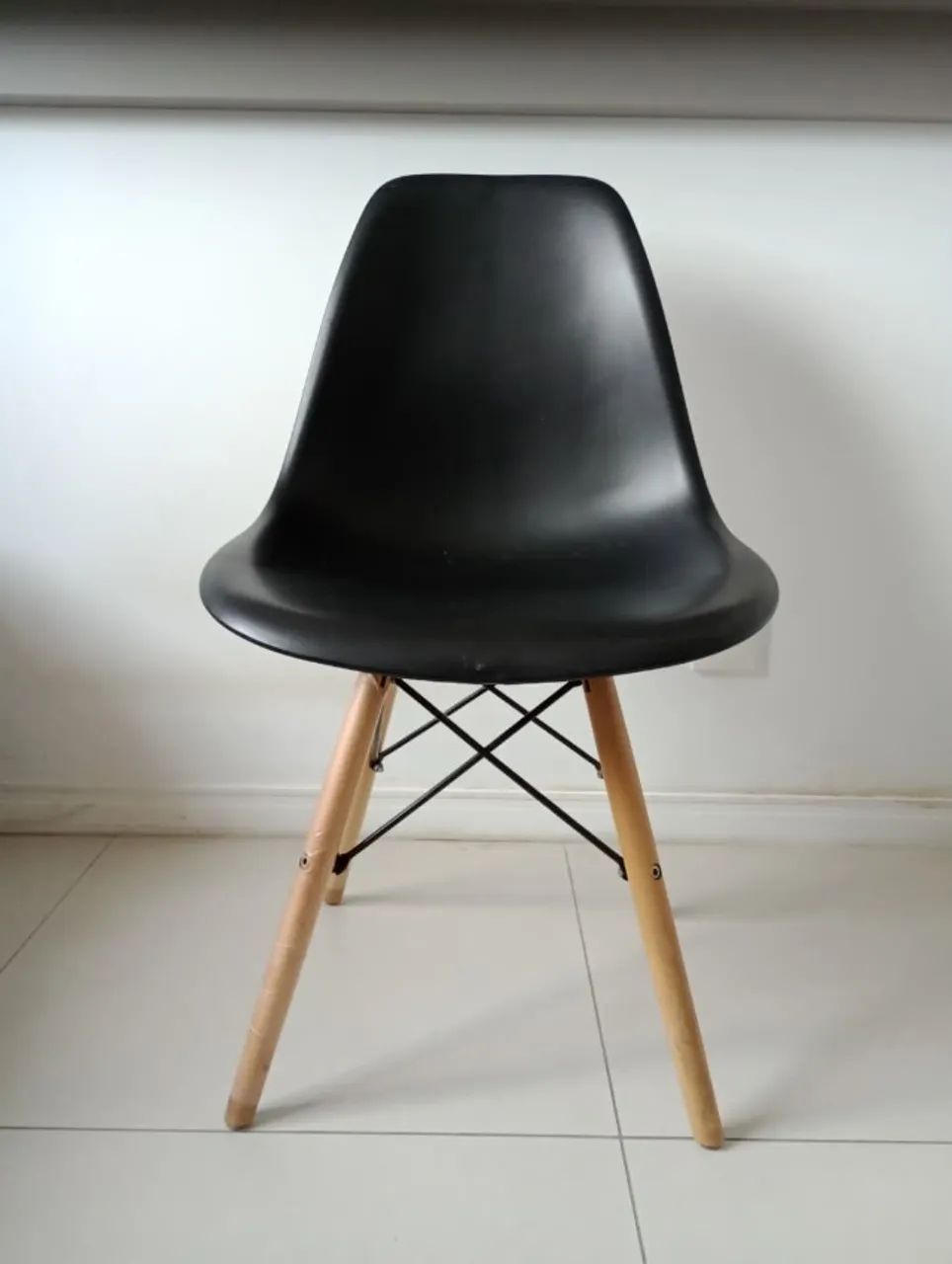 Cadeiras Eames Eiffel Wood (02 unidades)