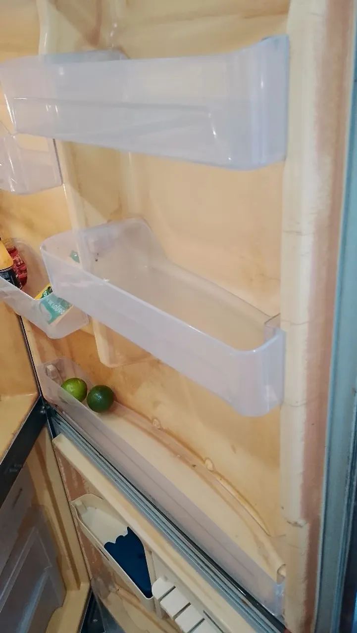 Vendo geladeira Brastemp com defeito  - Foto 3