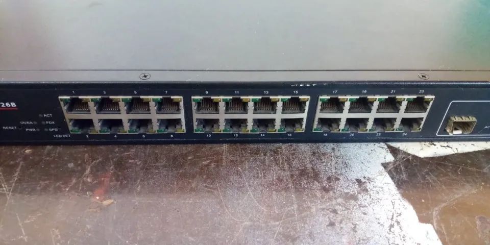 switch servidor furukawa managed  24 portas lan 100mb - Foto 3